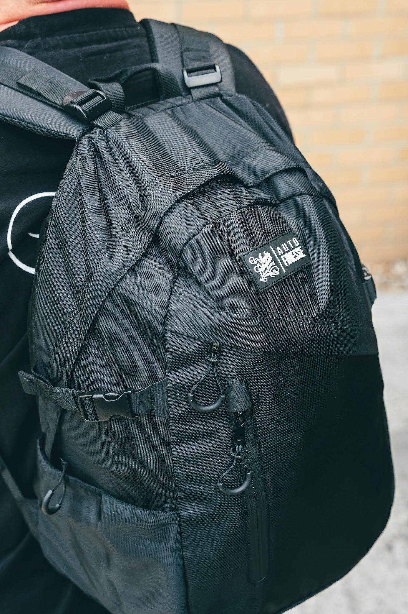 Rucksack – close-up of embroidered Auto Finesse logo