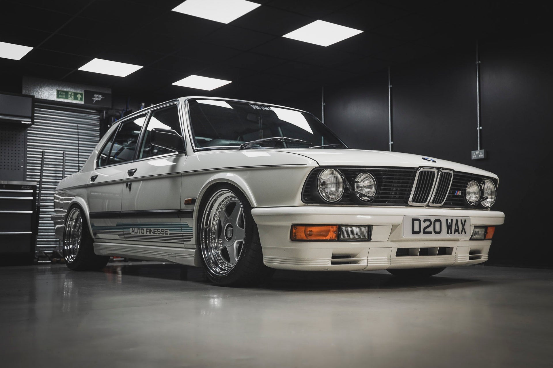Project Spotlight: E28 BMW M535i