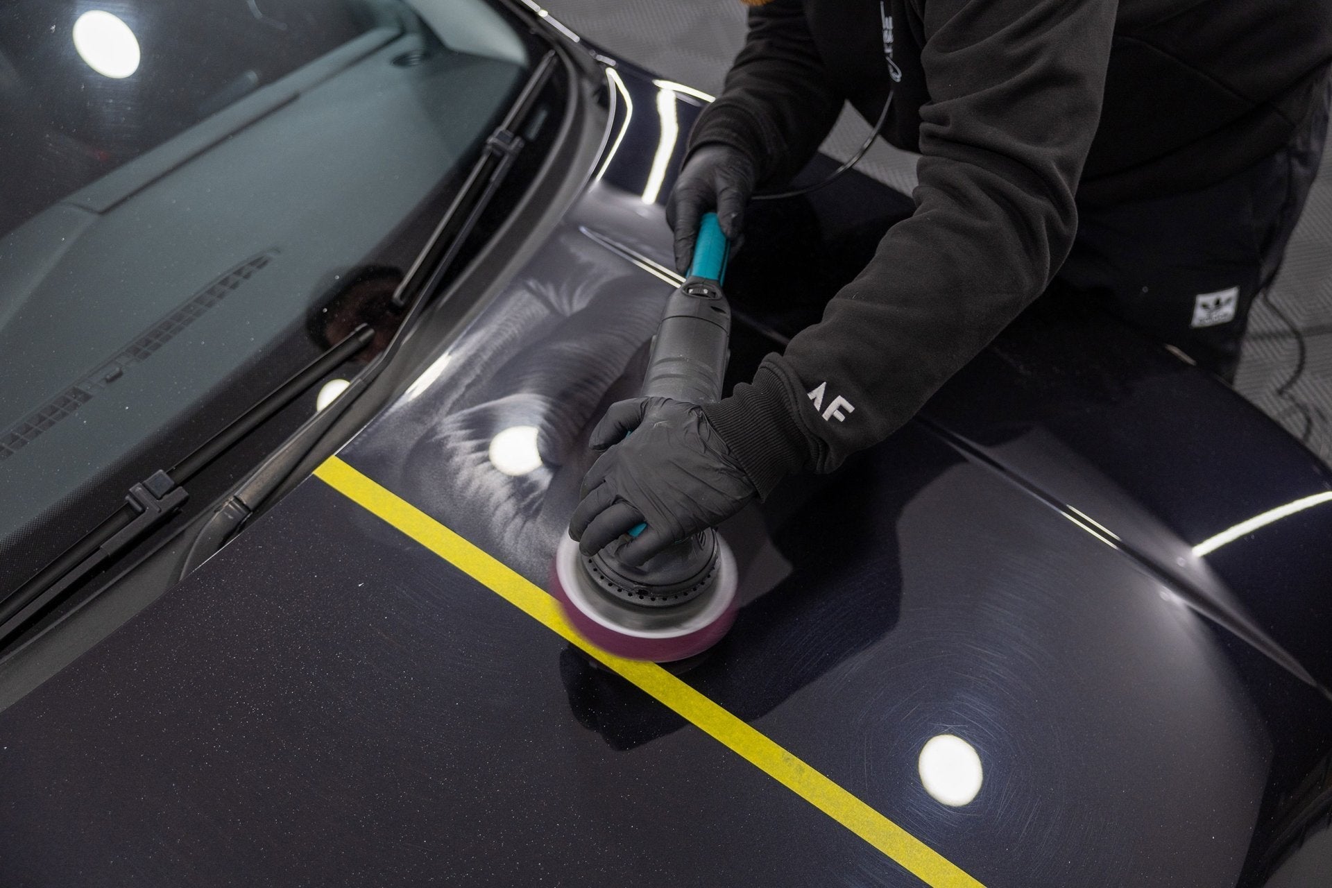 Detailing with the Best Car Polisher: Tips for Making the Right Choice image