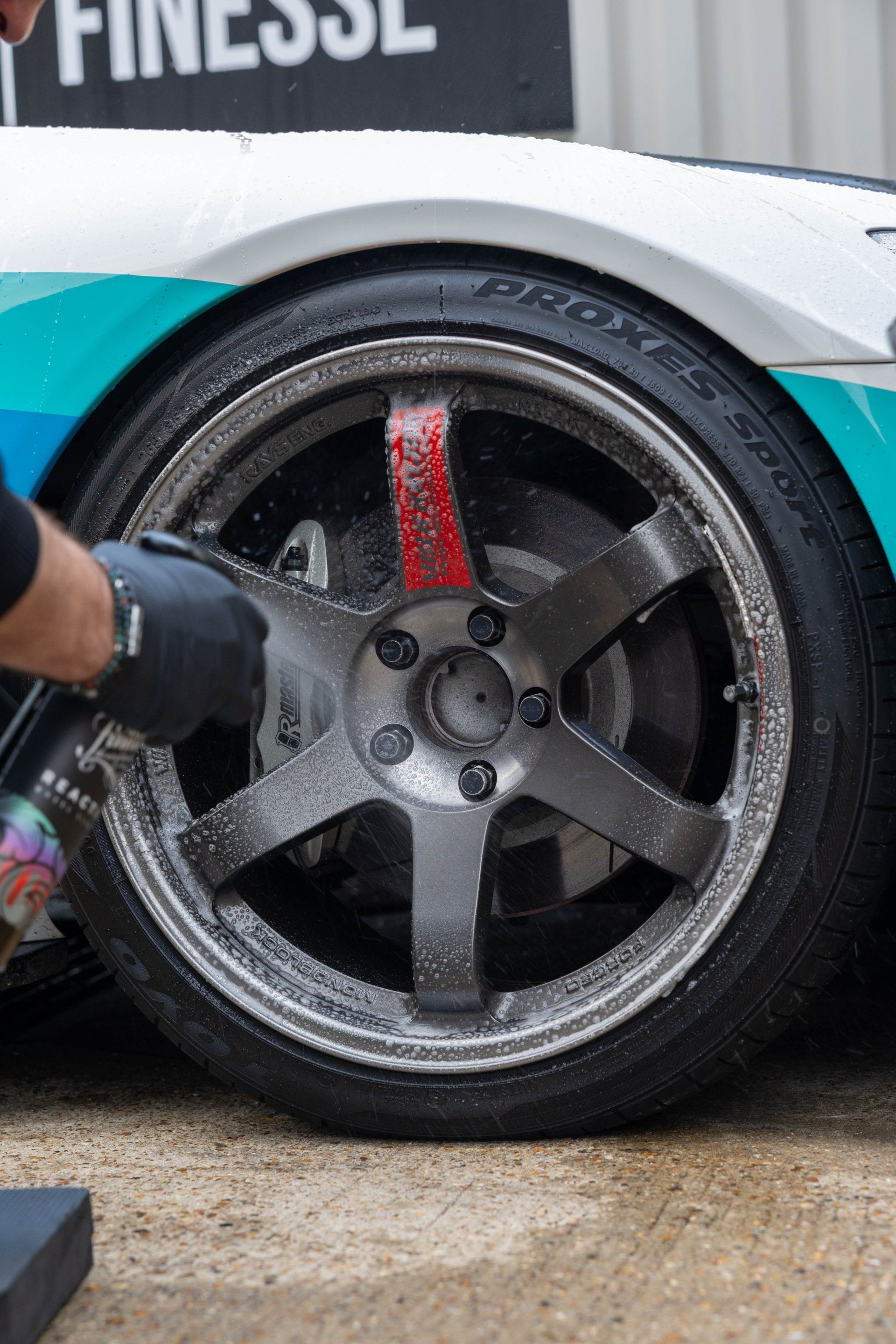 The Complete Beginner's Guide to Car Detailing