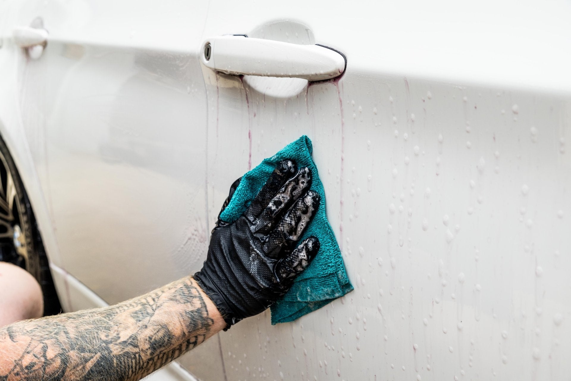 How to Safely Decontaminate Your Car Paintwork