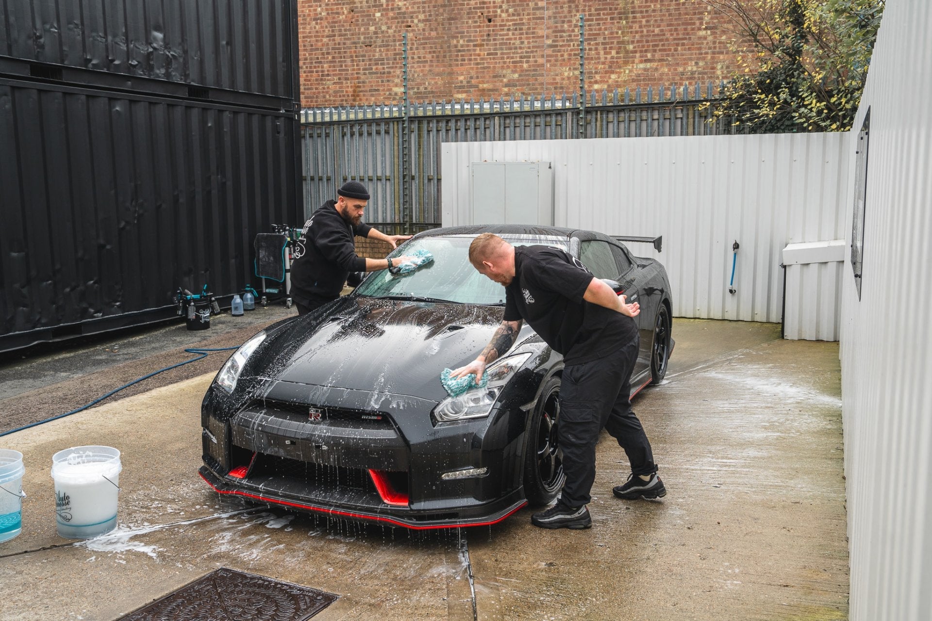The Complete Beginner's Guide to Car Detailing