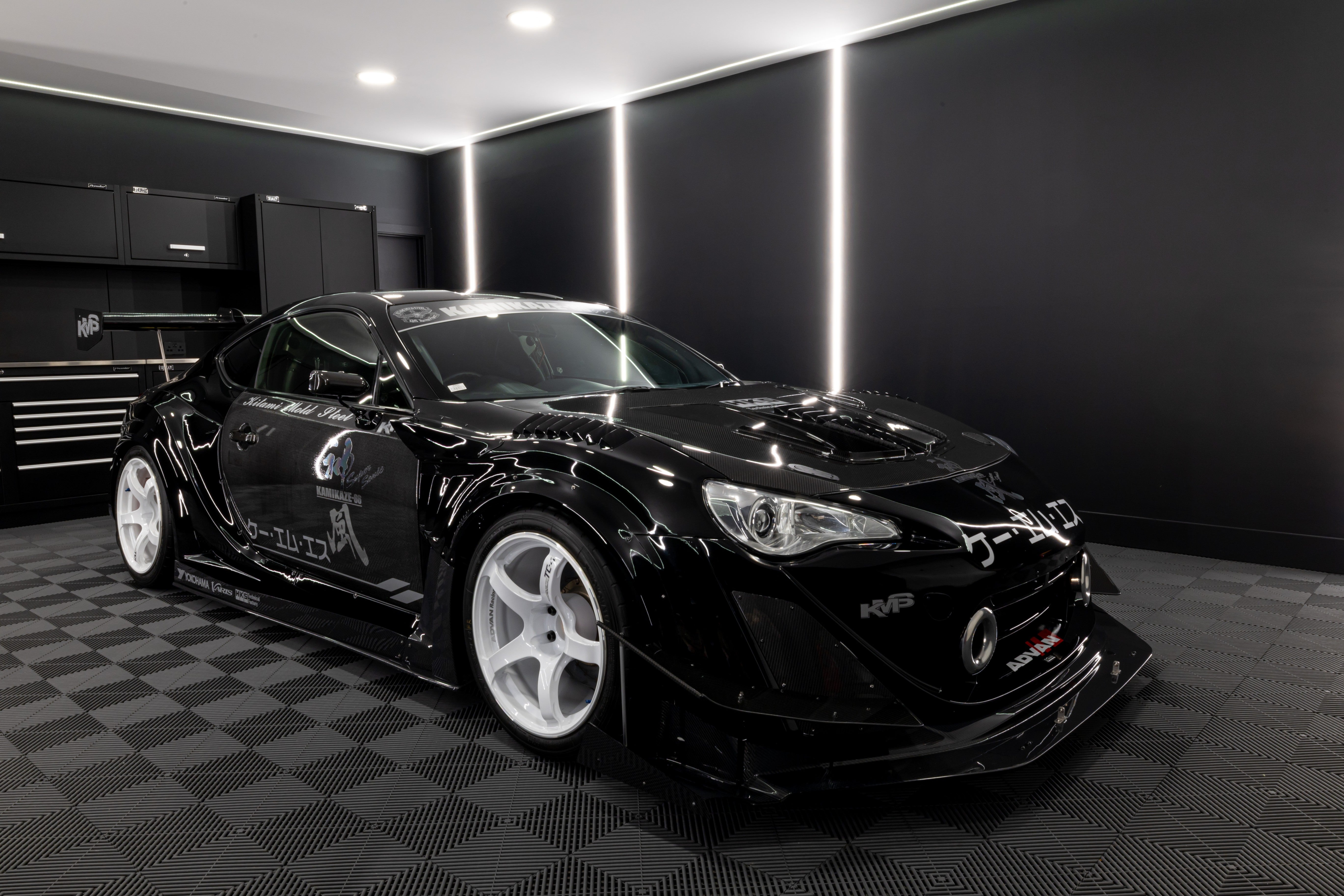 In The Detail: HKS Toyota GT86 image