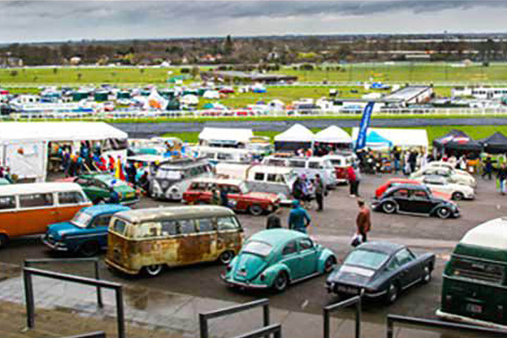 VolksWorld - Air-cooled Finesse (Fuchs Everywhere)