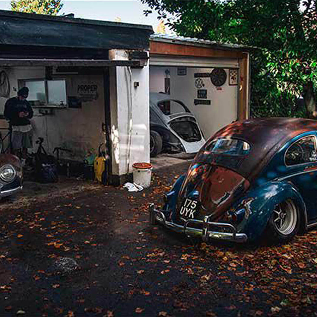 Blogs - We Hang Out For A Day With The Lads At HR Autoworks