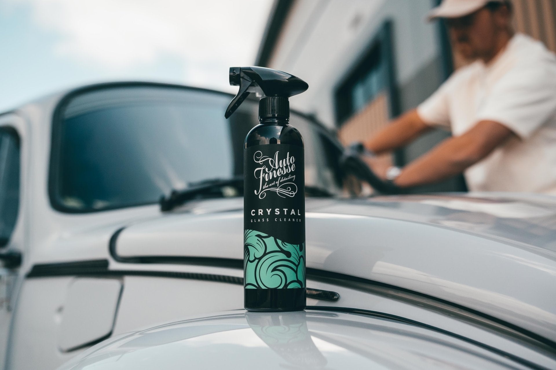 How to Safely Use Car Glass Cleaner on Tinted Windows