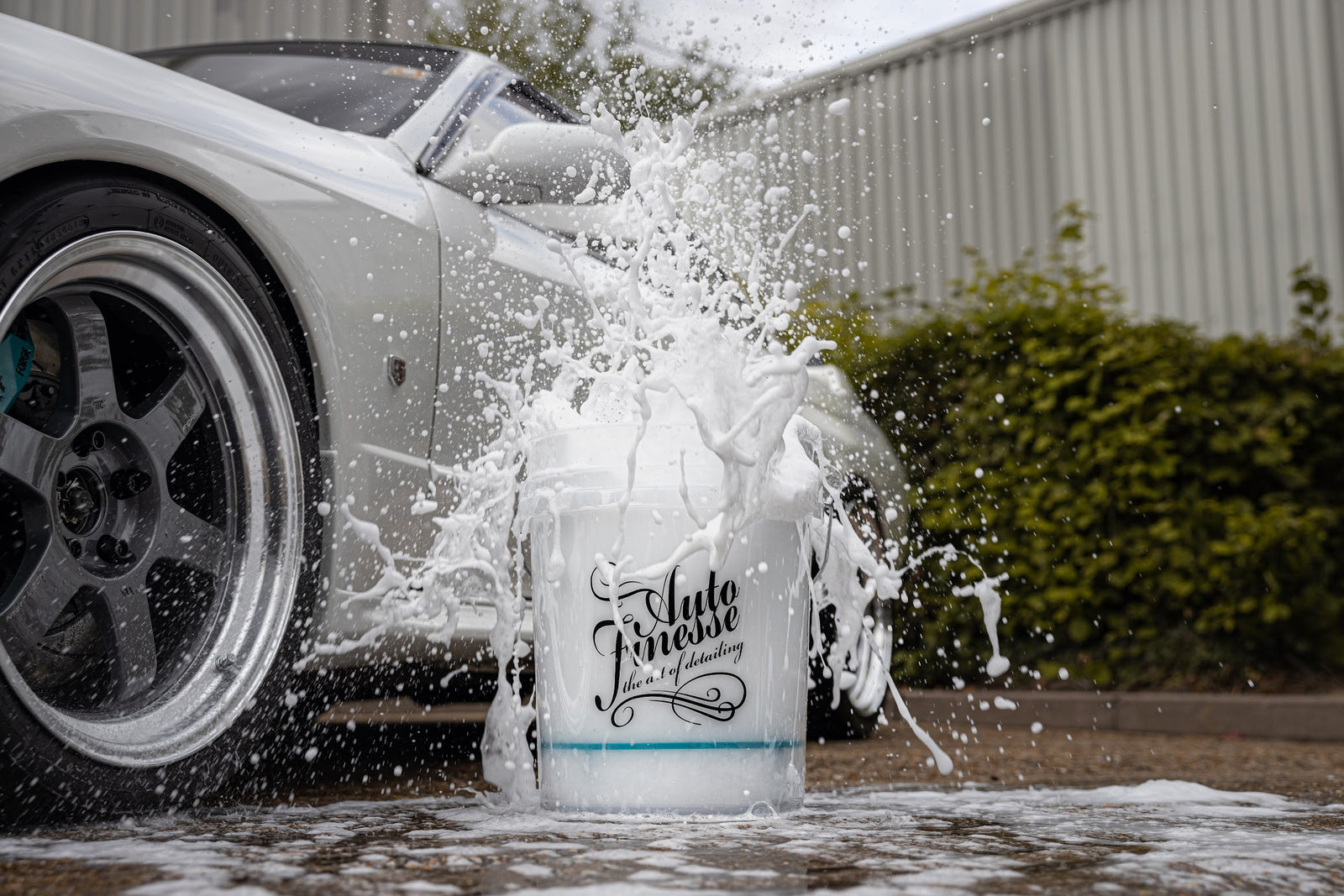 WEEKEND WASH
