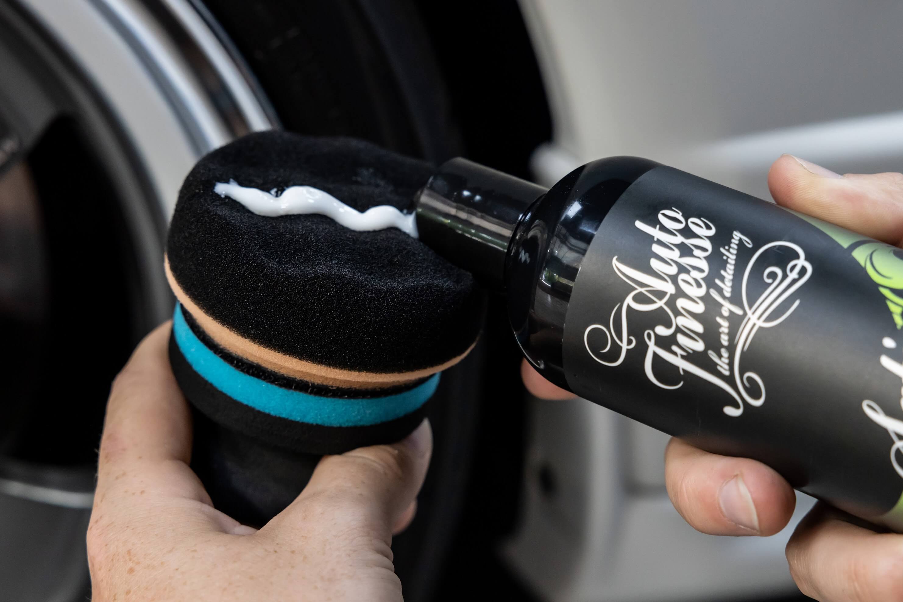 Auto Finesse | Handi Puck Kit - Minimise Effort Involved In a Variety Of Polishing, Cleaning &amp; Finishing Tasks