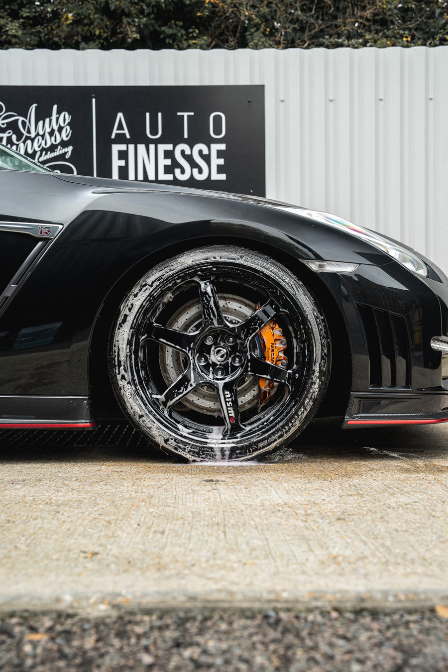 The Complete Beginner's Guide to Car Detailing
