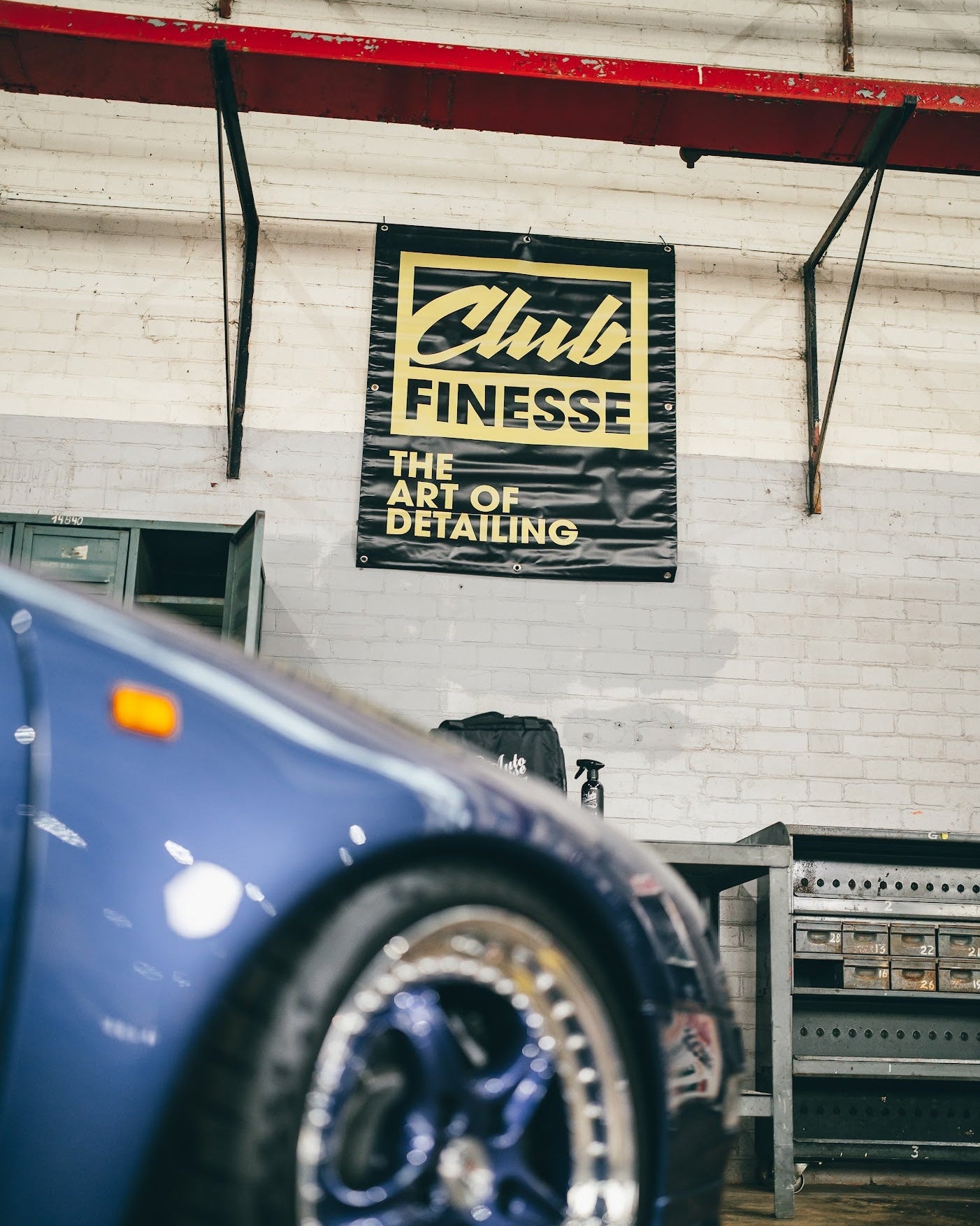 Club Finesse Garage Banner