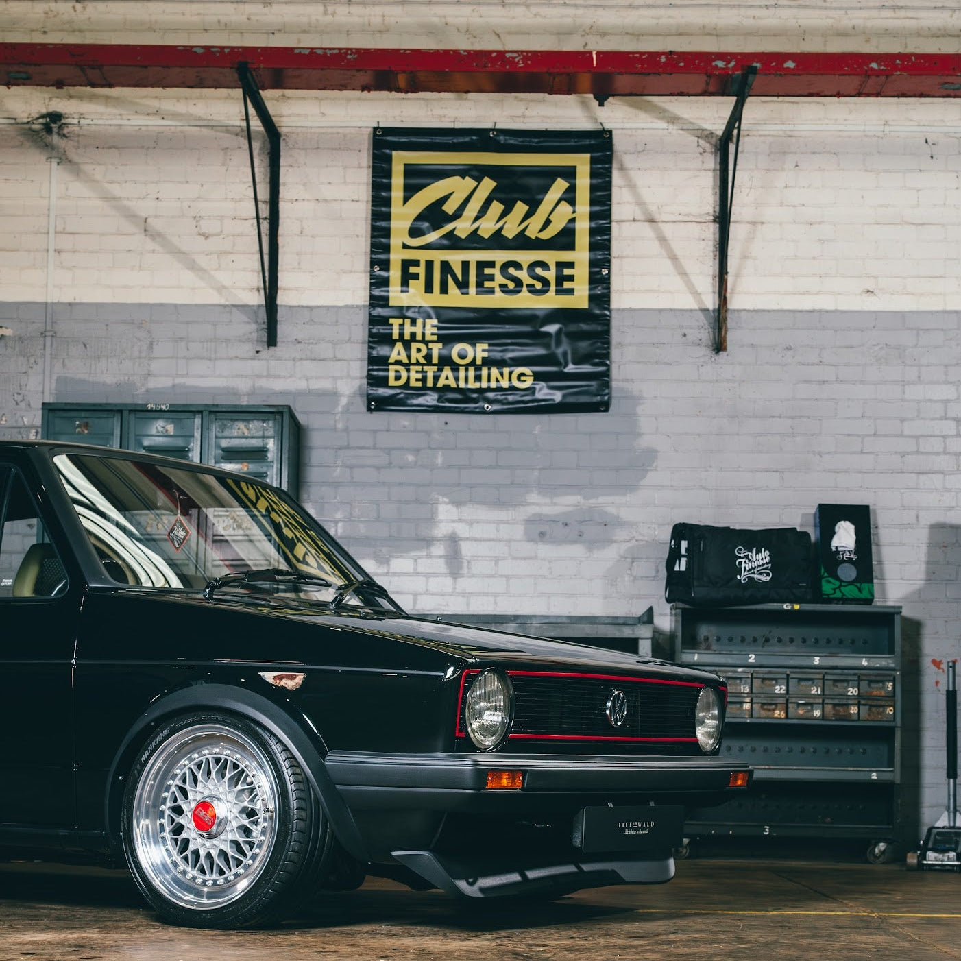 Club Finesse Garage Banner