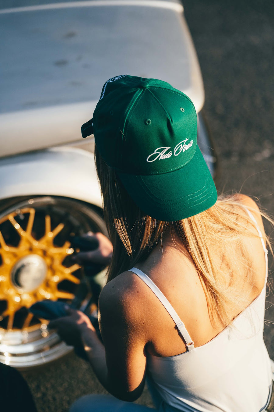 Caps