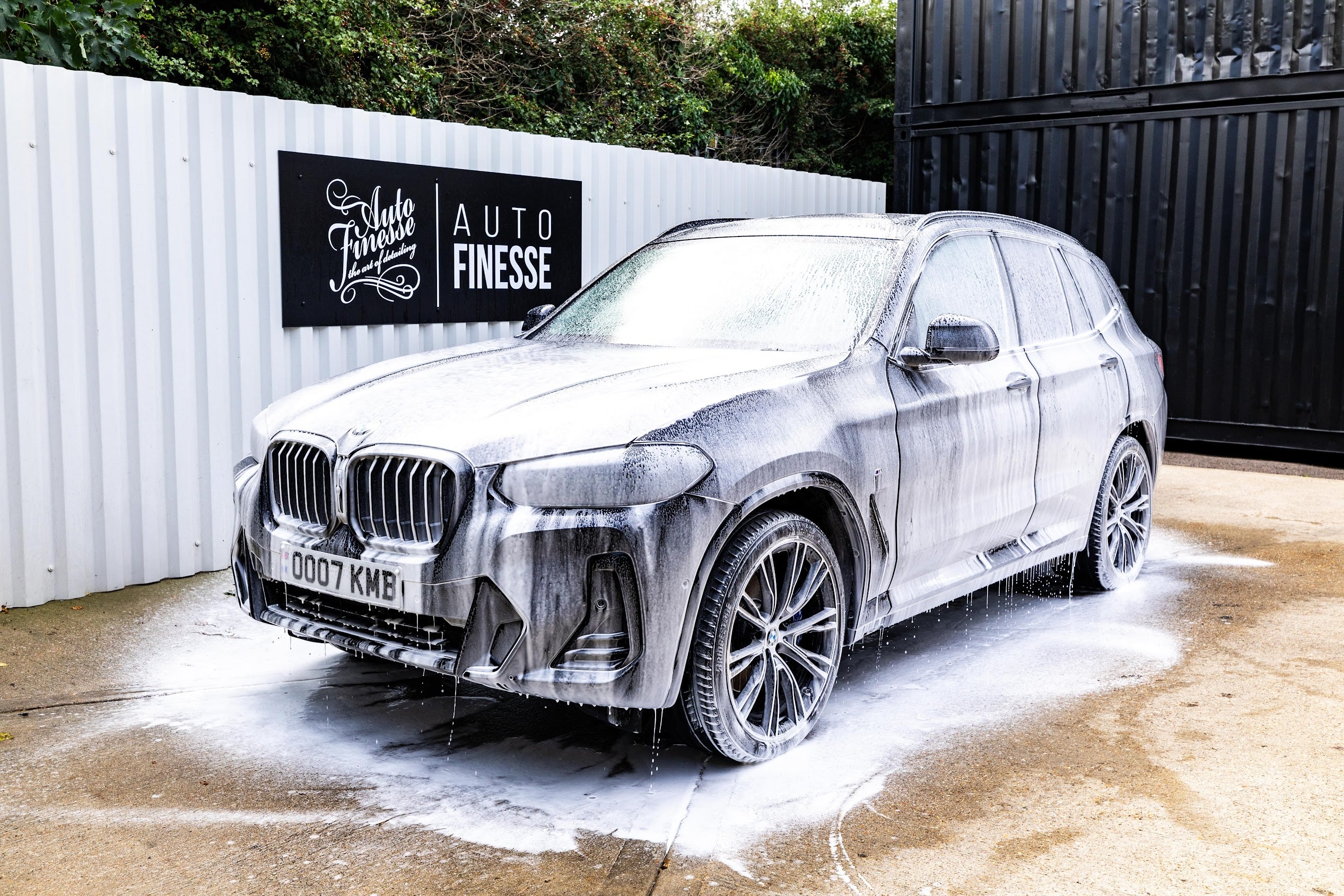 Lavish Ceramic Foam_ On Car