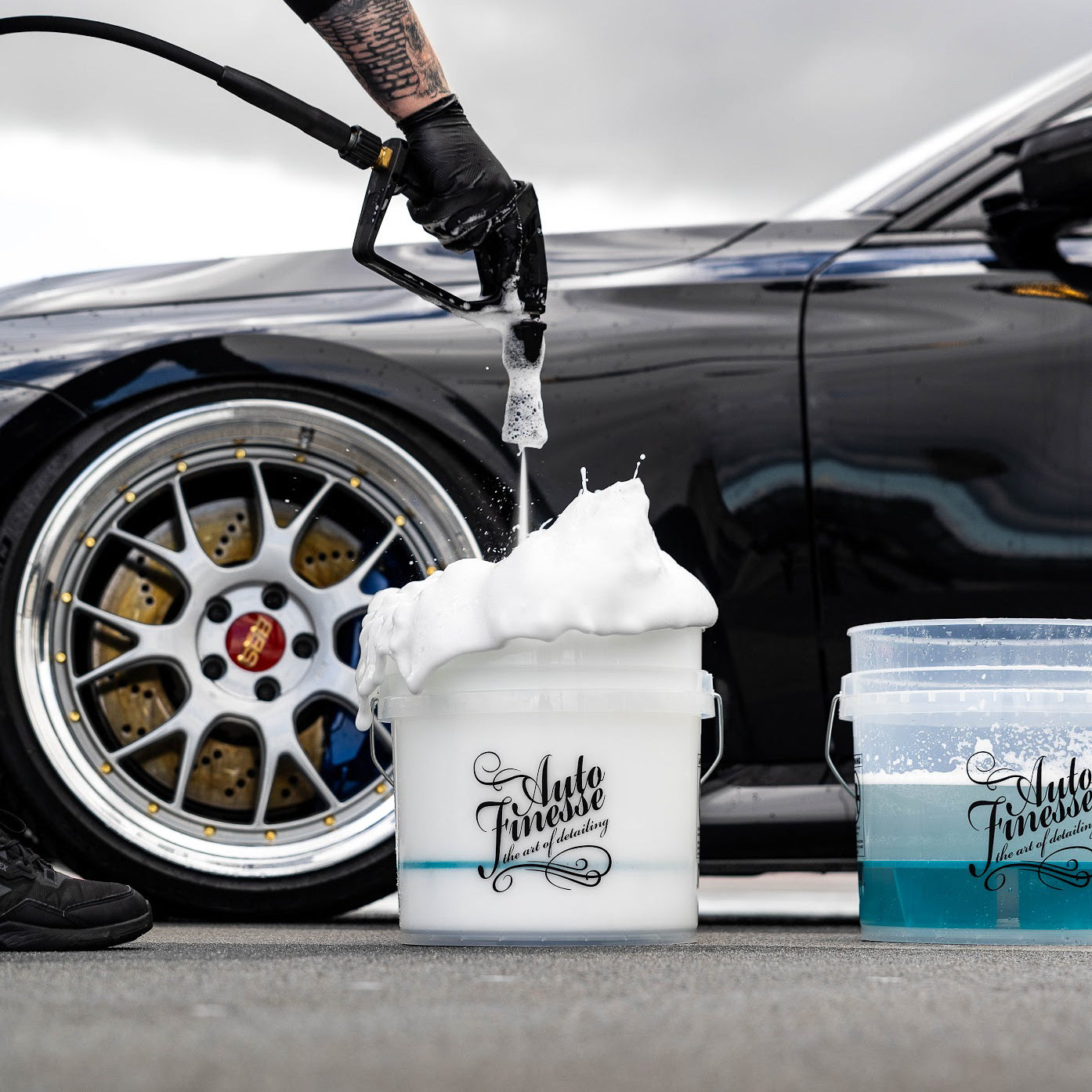 Pro Set Up Kit_ Using Mini Bucket while Car Washing