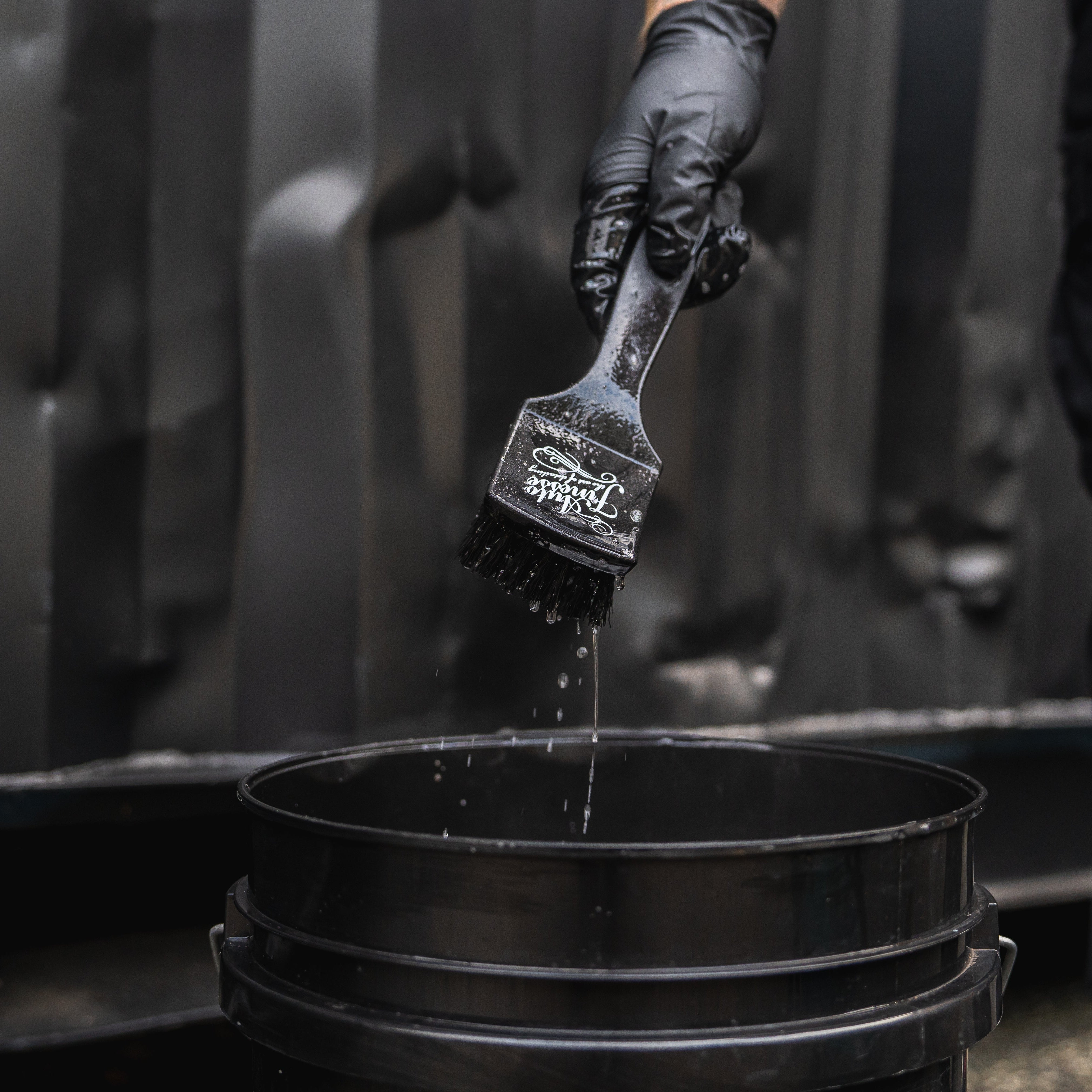 Rubber Scrubber Tyre Brush Bucket