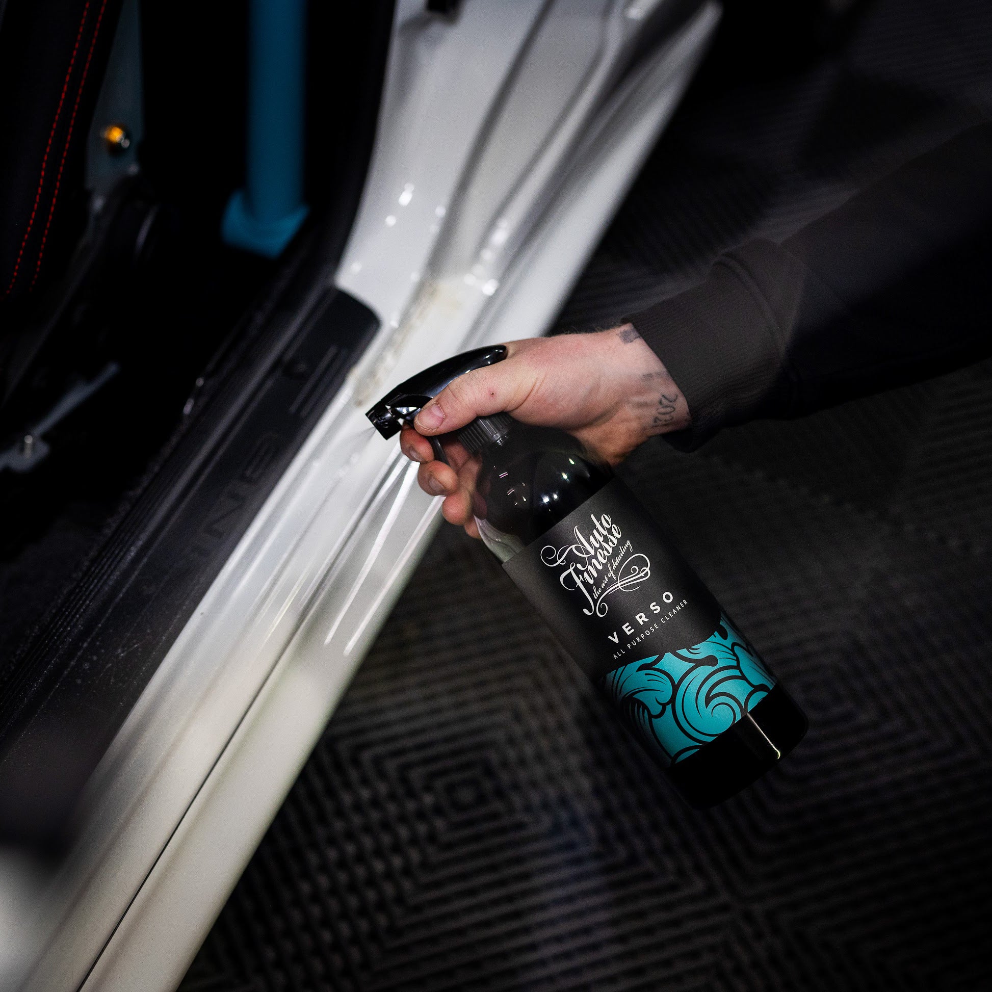 Verso APC In Use Door Jambs Square