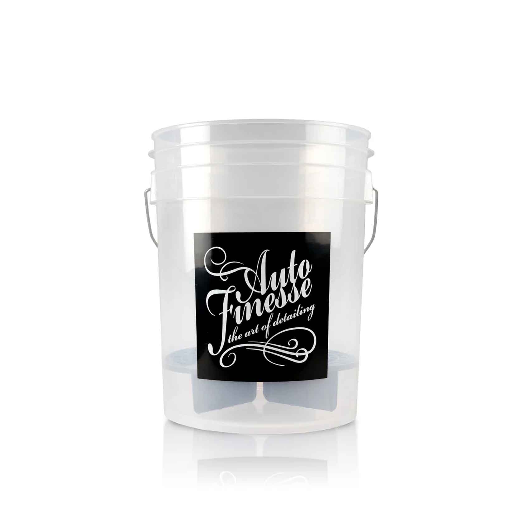 Detailing Bucket